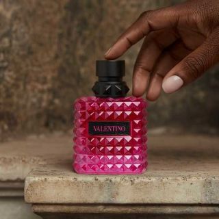 Odvážte sa byť niečo viac, odvážte sa byť výnimoční. Keď noc znie nad večným mestom, nechajte sa uniesť do rímskeho paláca...